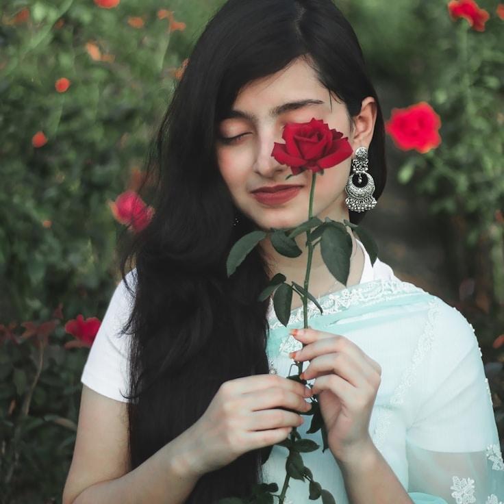 Portrait of Lina Cho meditation instructor